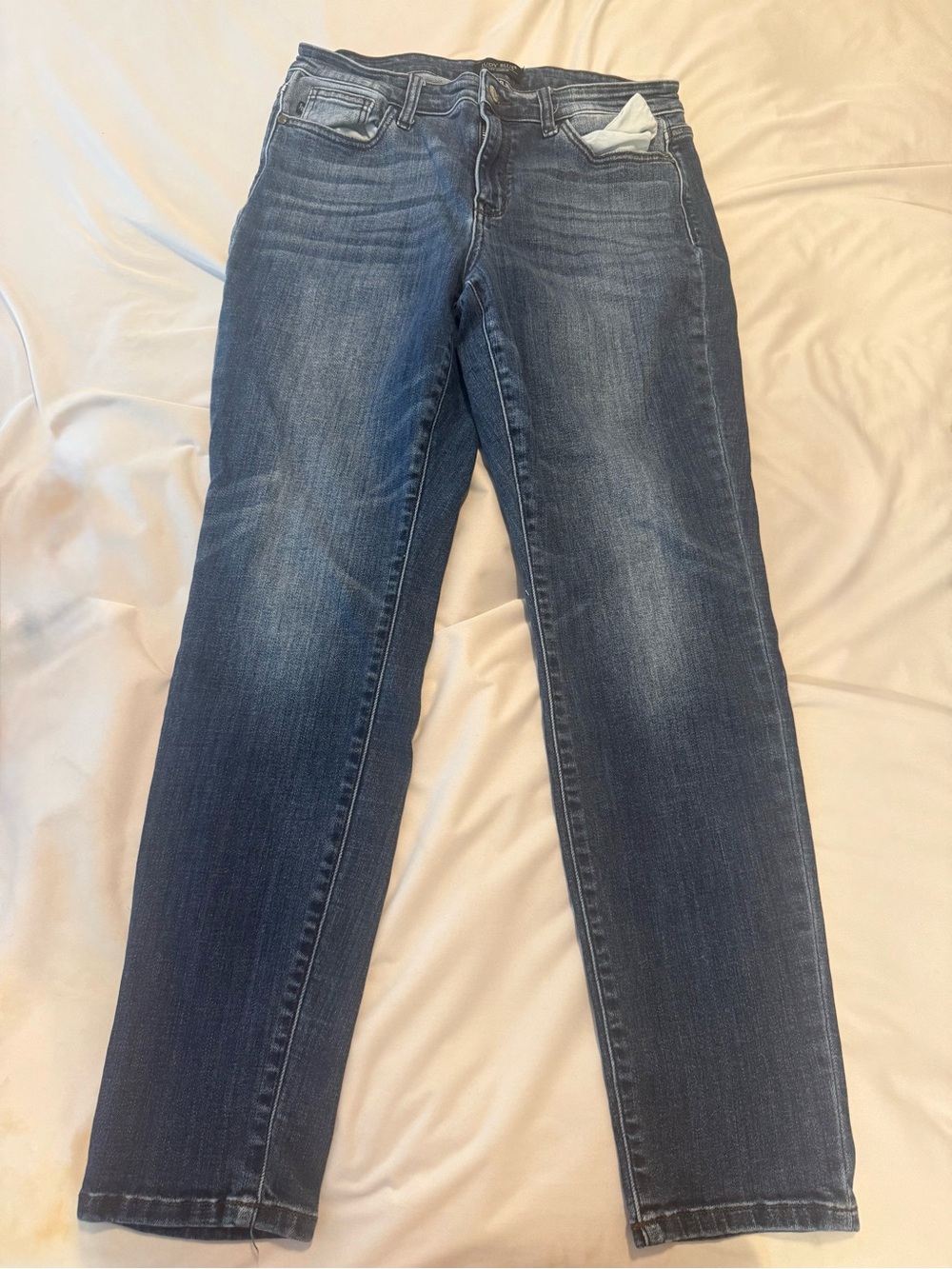 Judy Blue Medium Wash Straight Leg Jeans